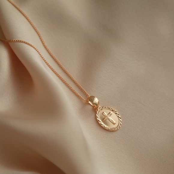 Cross Necklace | 18k Gold Filled - Picture 2 of 6